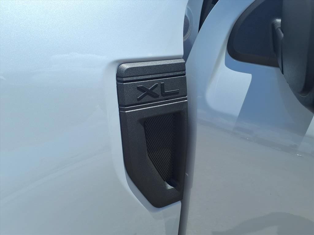 New 2026 Ford Maverick XL FWD image 30
