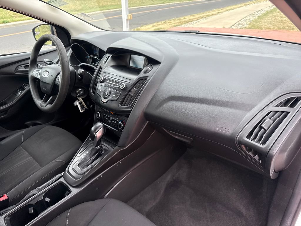 Certified 2018 Ford Focus S FWD image 28