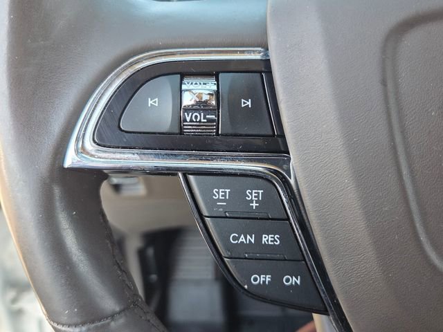 Used 2022 Lincoln Nautilus Reserve w/ Luxury Package image 23