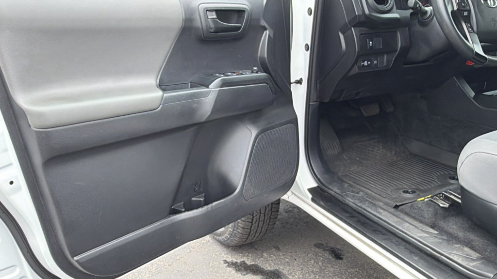 Certified 2023 Toyota Tacoma SR AWD/4WD image 23