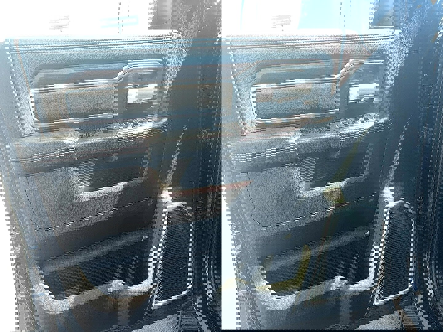 Used 2022 RAM 2500 Laramie image 12