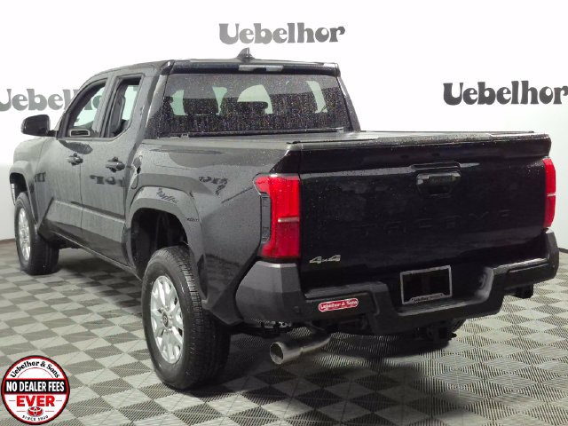New 2026 Toyota Tacoma SR w/ SR Upgrade Package AWD/4WD image 5