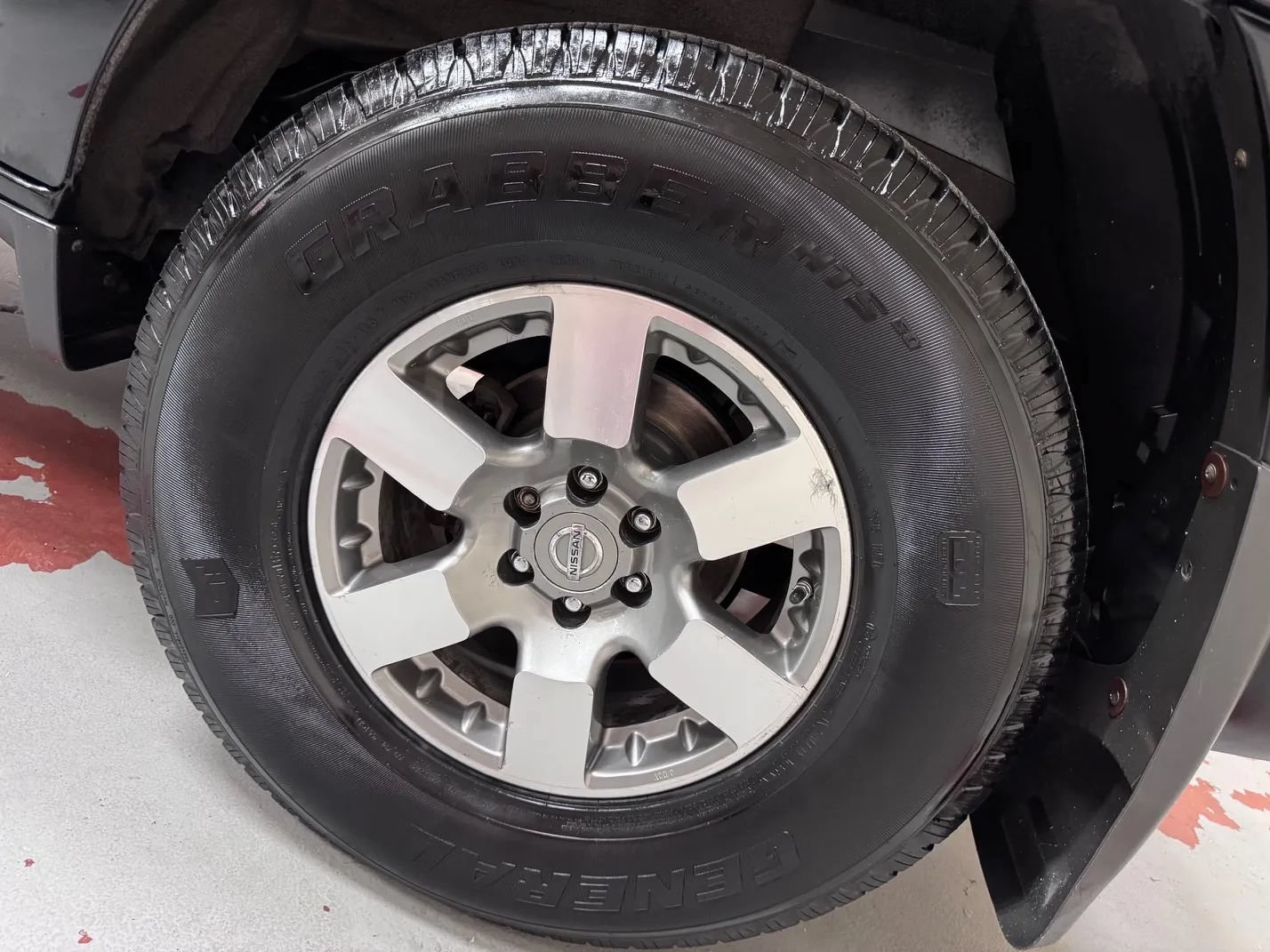 Used 2013 Nissan Xterra PRO-4X AWD/4WD image 9
