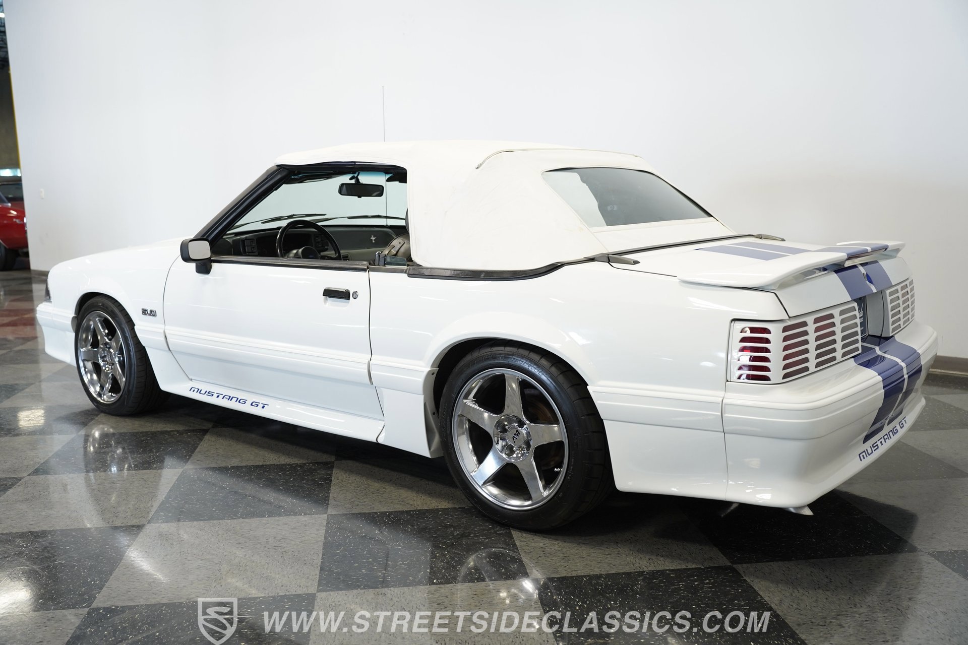 Used 1989 Ford Mustang GT RWD image 24