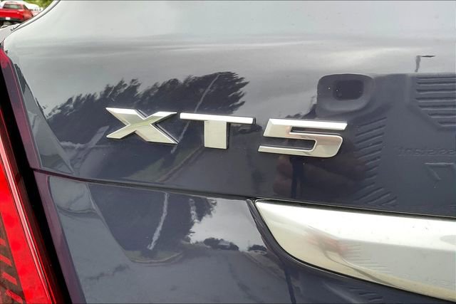 Used 2025 Cadillac XT5 Premium Luxury image 27