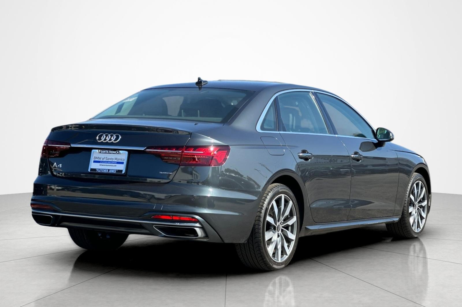 Used 2023 Audi A4 2.0T Premium w/ Convenience Package AWD/4WD image 5