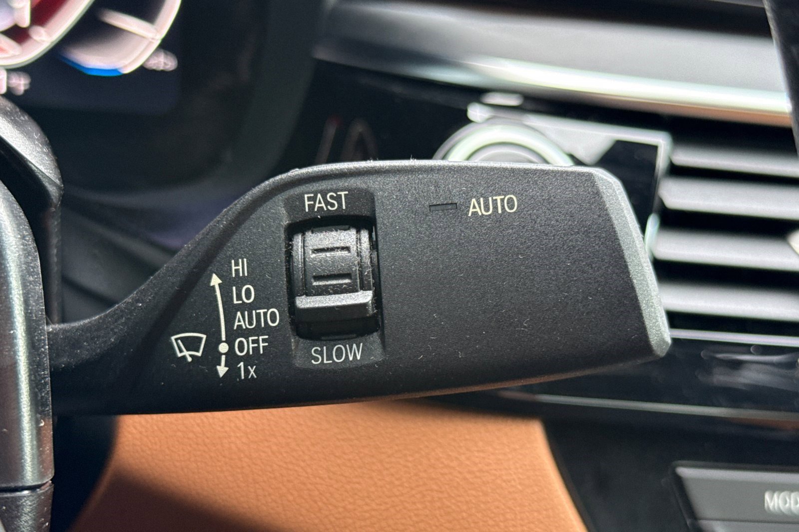 Certified 2023 BMW 540i w/ Premium Package image 32