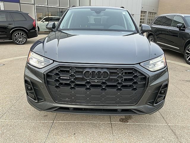 Used 2023 Audi Q5 e Premium Plus image 12