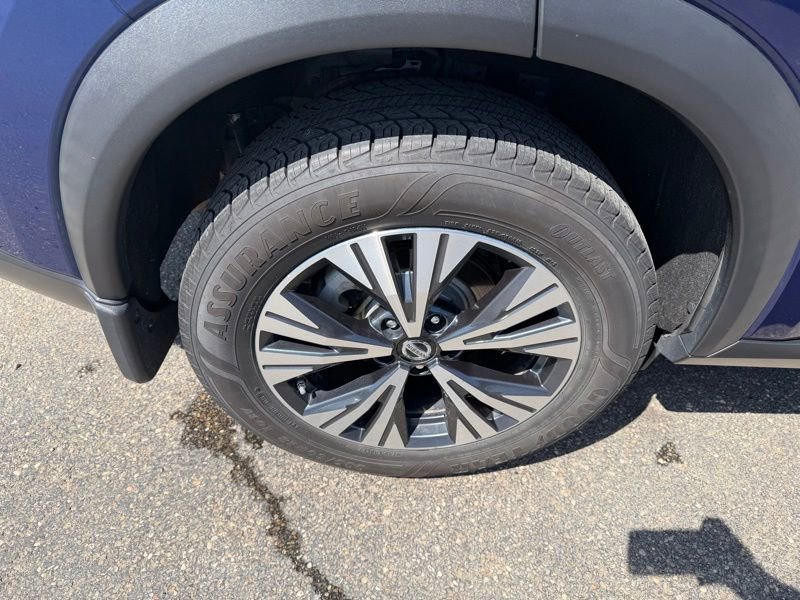 Used 2021 Nissan Rogue SV AWD/4WD image 16
