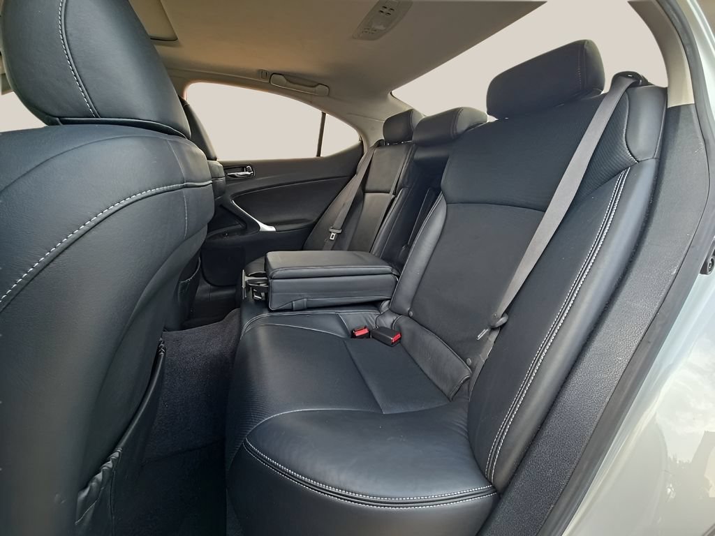 Used 2009 Lexus IS 250 RWD image 24