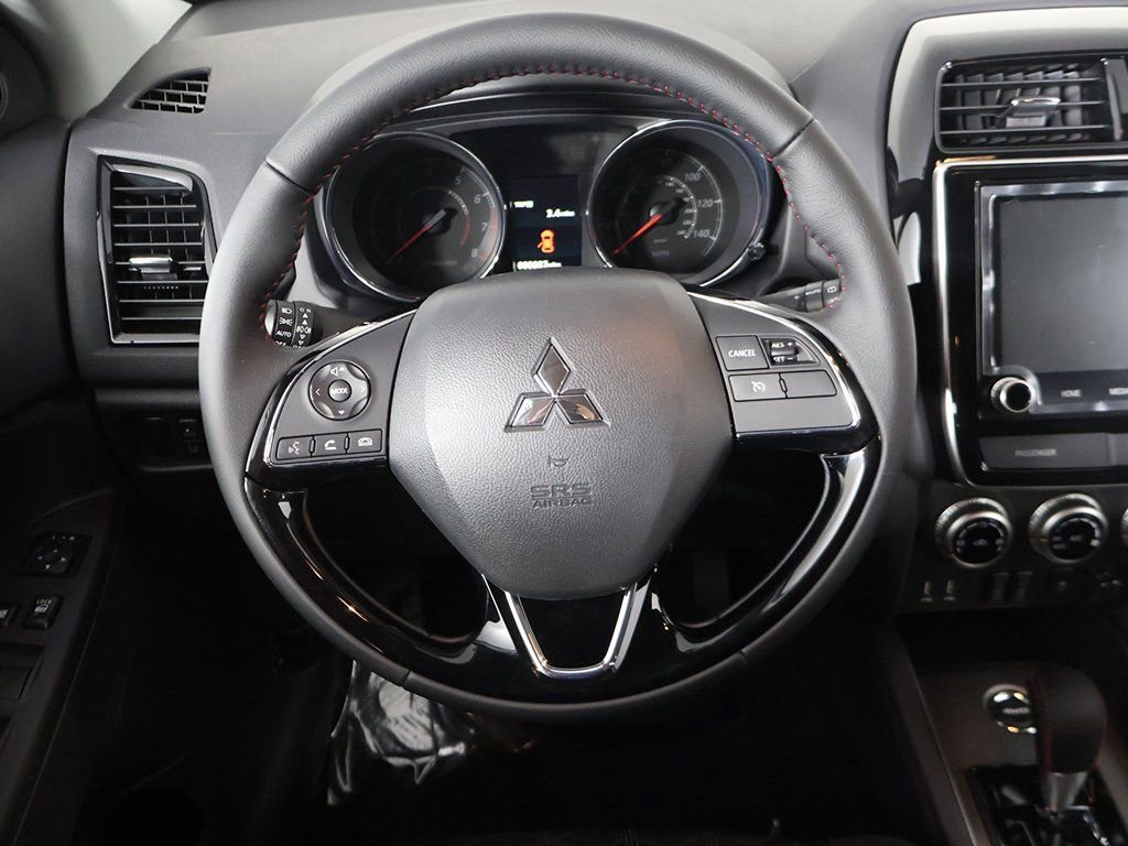 New 2025 Mitsubishi Outlander Sport LE AWD/4WD image 31