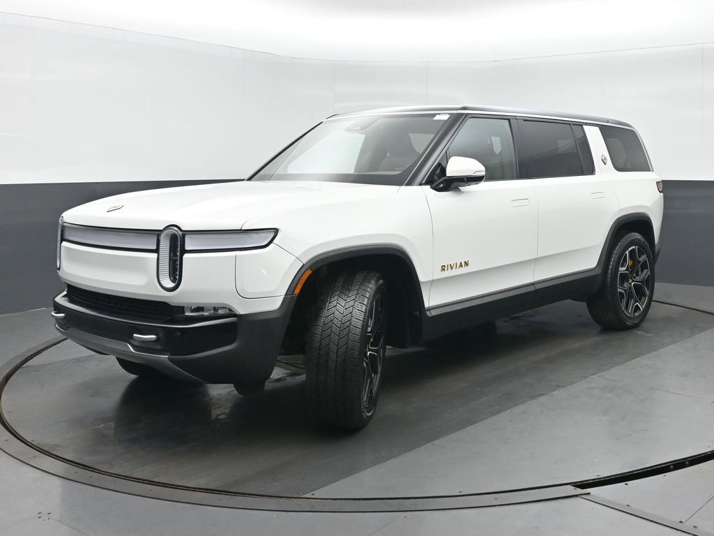 Used 2024 Rivian R1S Adventure AWD/4WD image 7