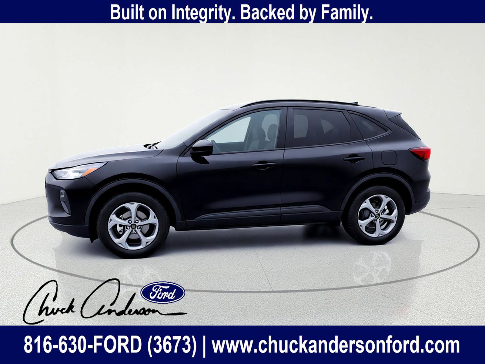 New 2026 Ford Escape ST-Line w/ Cold Weather Package AWD/4WD image 4