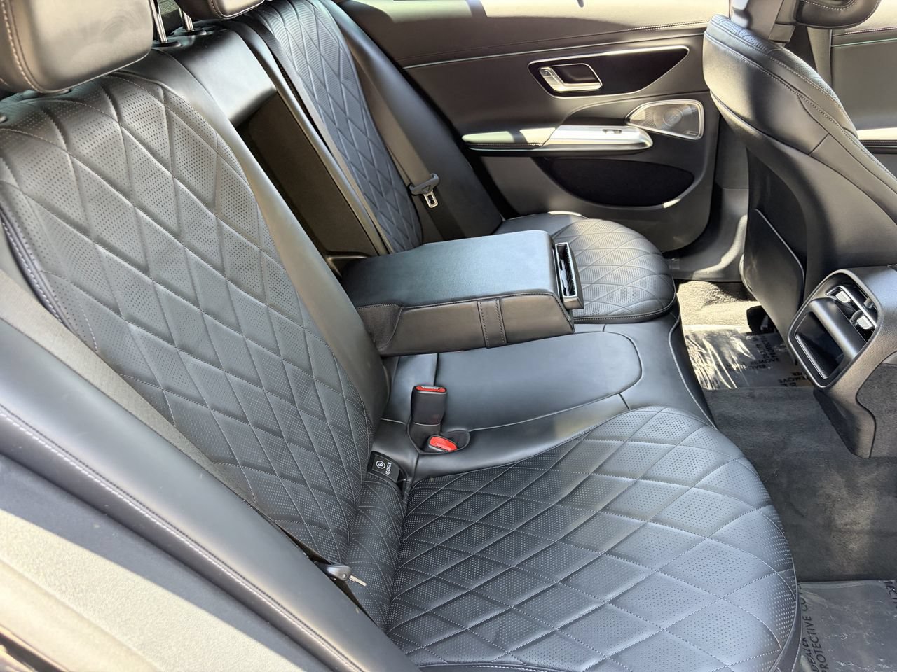 Used 2026 Mercedes-Benz E 350 4MATIC Sedan image 13