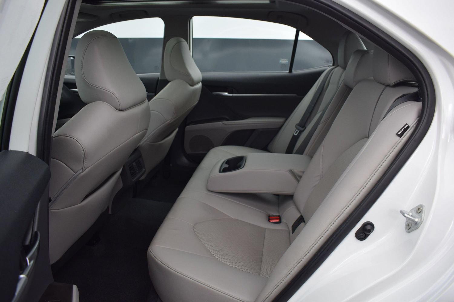 Used 2023 Toyota Camry XLE w/ Protection Package (Q2) (TMS) AWD/4WD image 12