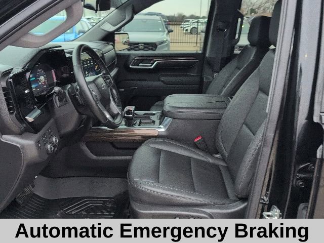 Used 2025 Chevrolet Silverado 1500 LT Trail Boss w/ Convenience Package II image 12