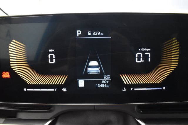 Used 2026 Kia Carnival FWD image 27