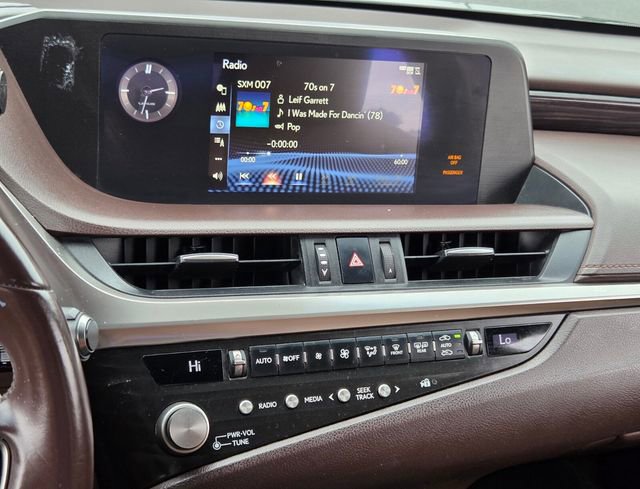 Used 2021 Lexus ES 300h w/ Premium Package FWD image 22
