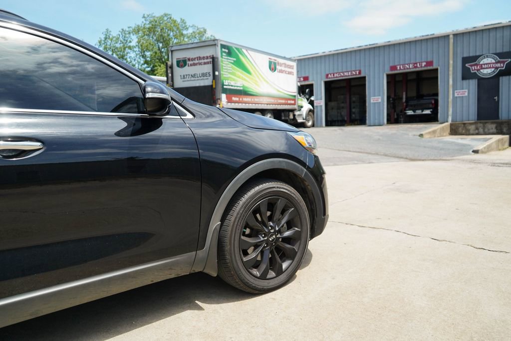 Used 2020 Kia Sorento S FWD image 17