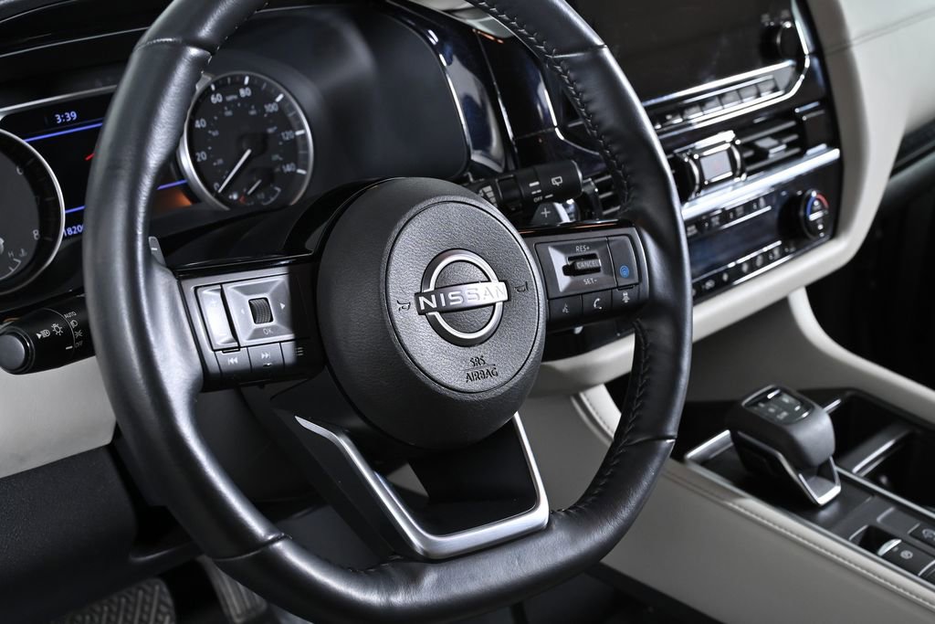 Certified 2024 Nissan Pathfinder SL image 14
