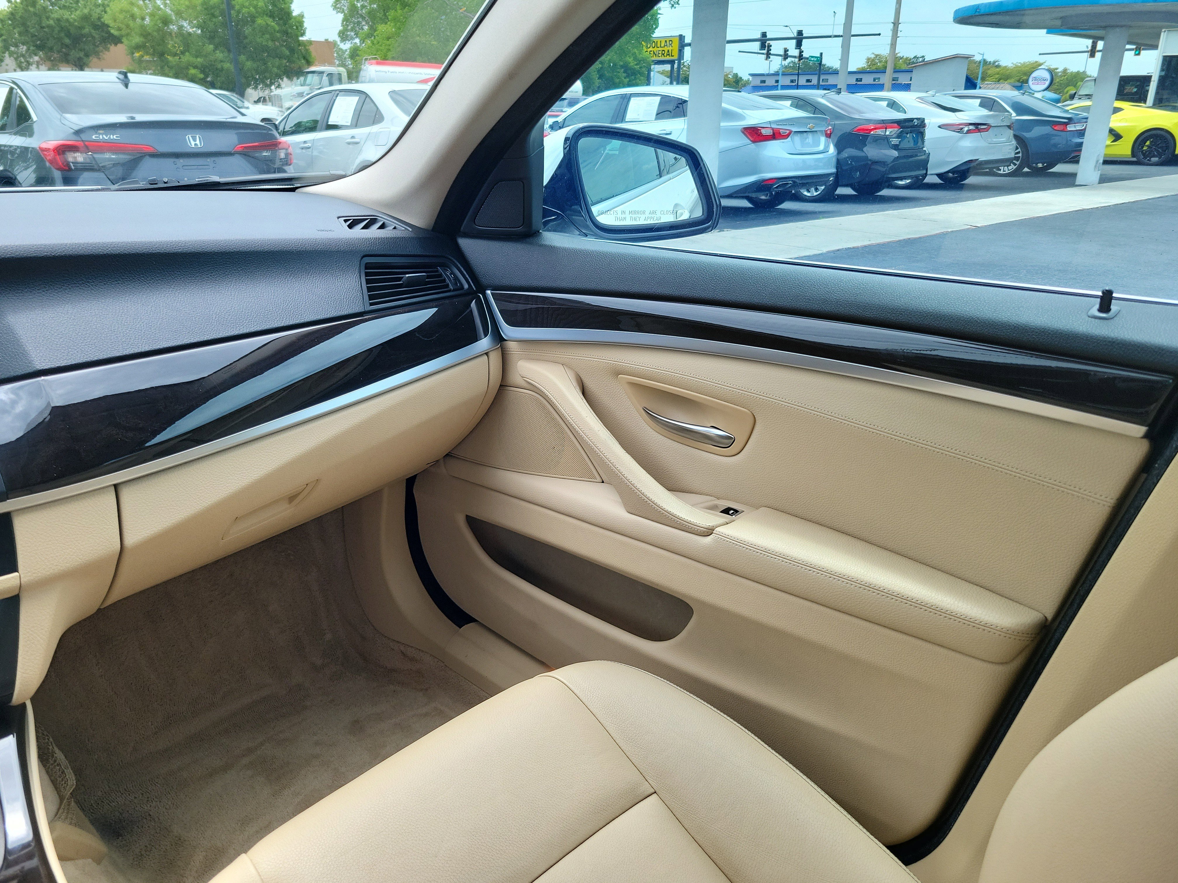 Used 2014 BMW 528i Sedan RWD image 12