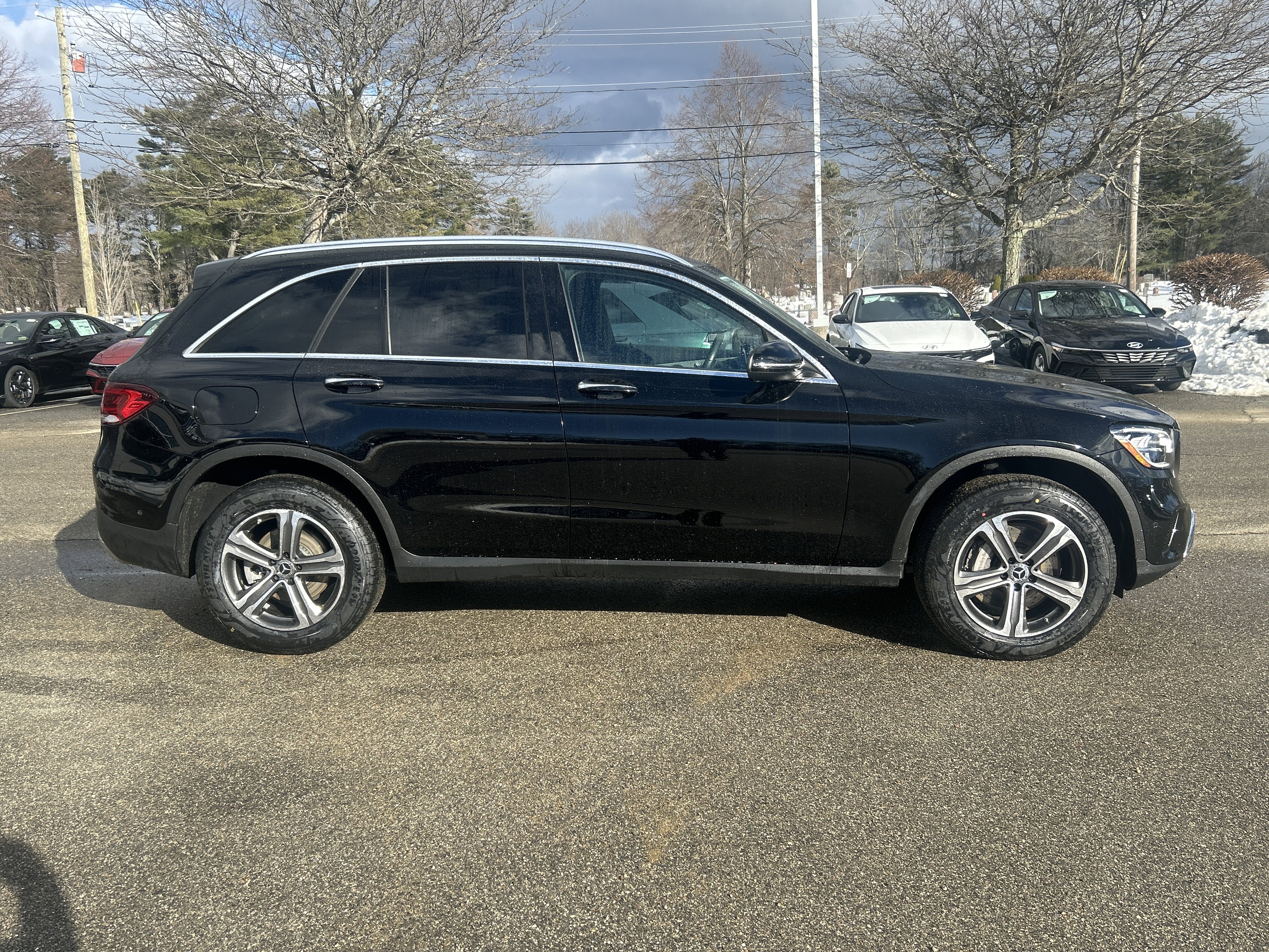 Used 2022 Mercedes-Benz GLC 300 GLC 300 image 4