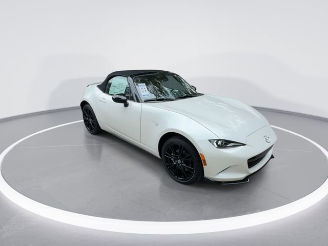 New 2026 MAZDA MX-5 Miata Club w/ Interior Package RWD image 2