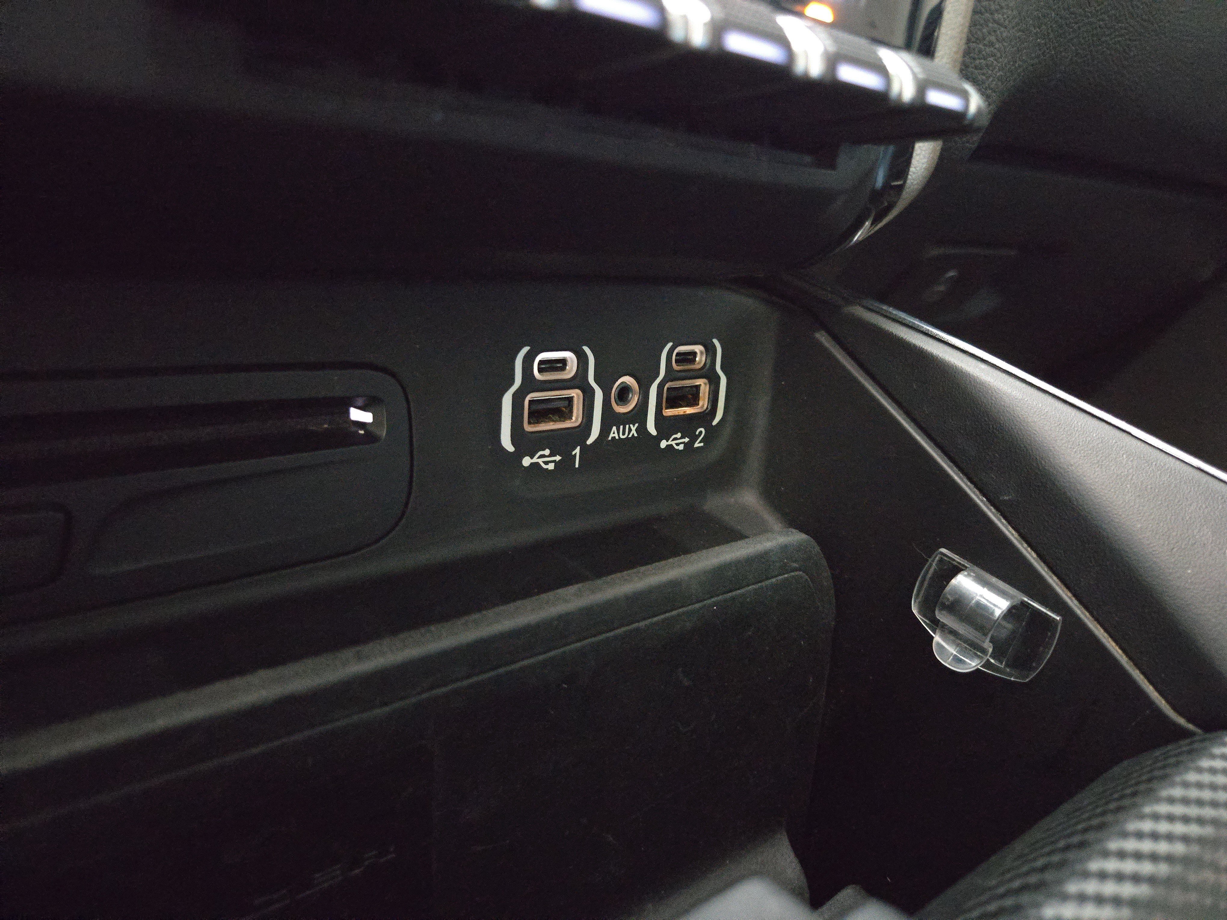 Used 2019 RAM 1500 Laramie AWD/4WD image 28