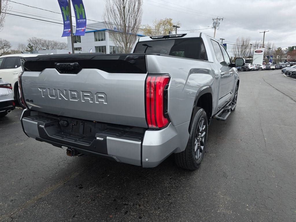 Used 2023 Toyota Tundra Platinum AWD/4WD image 8