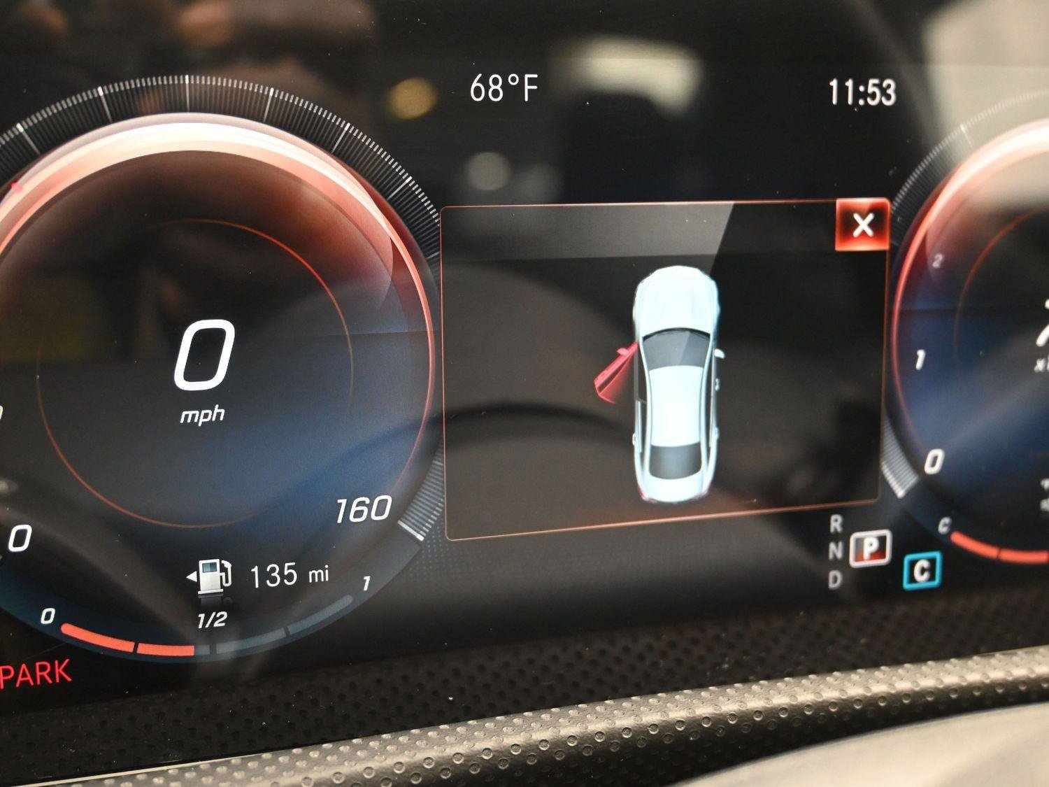 Used 2022 Mercedes-Benz CLA 250 4MATIC image 3