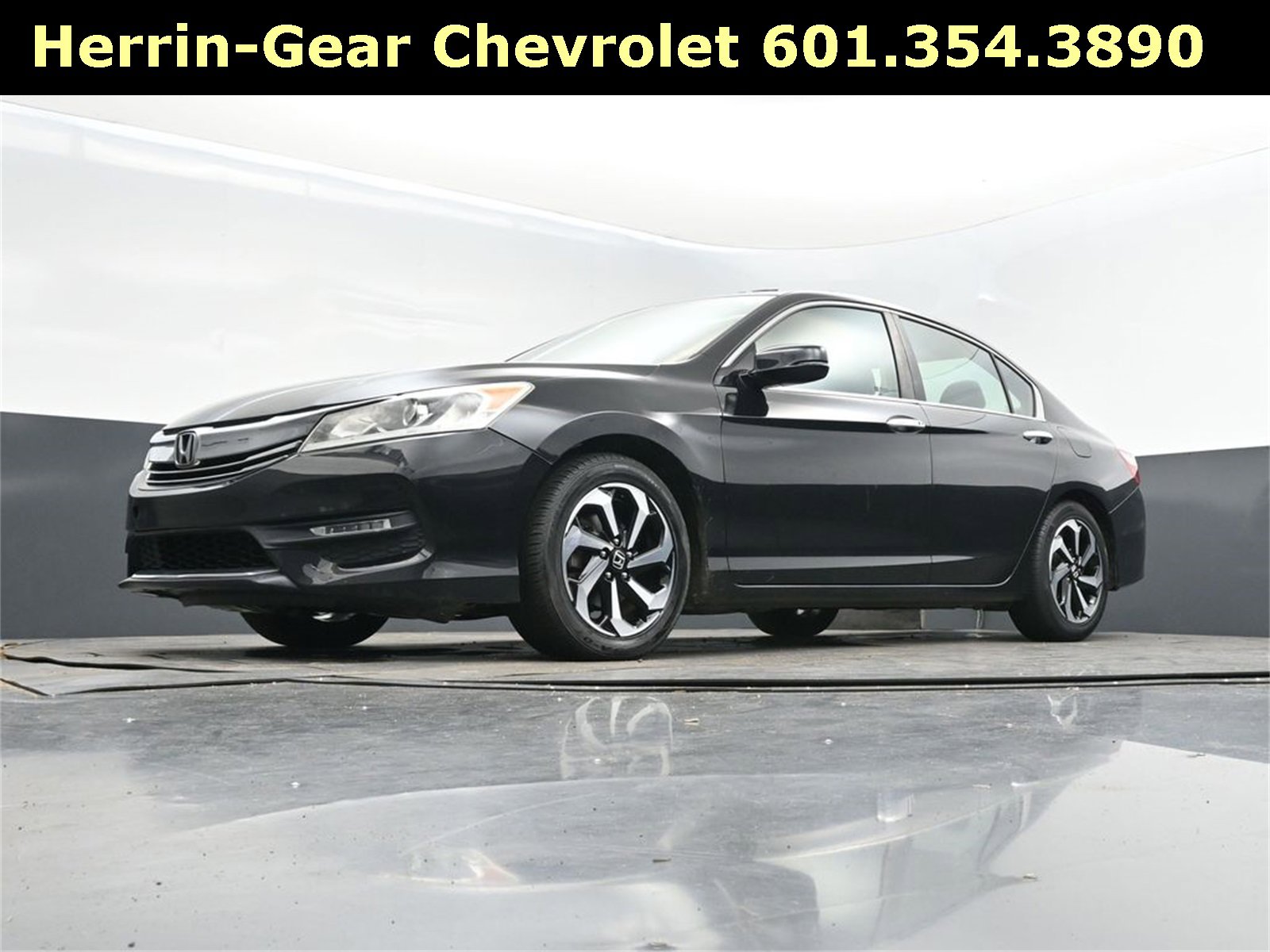Used 2017 Honda Accord EX-L image 38