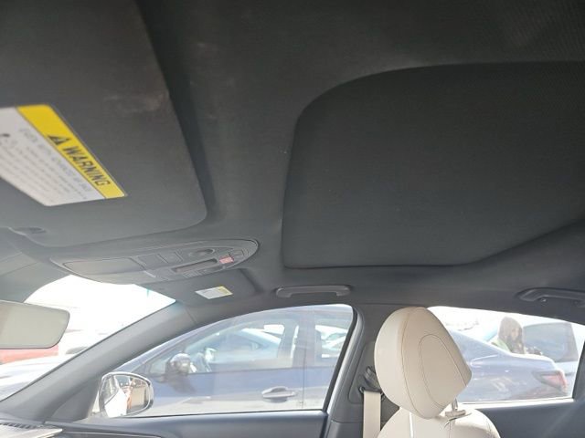 Used 2025 Genesis G70 3.3T Advanced image 12