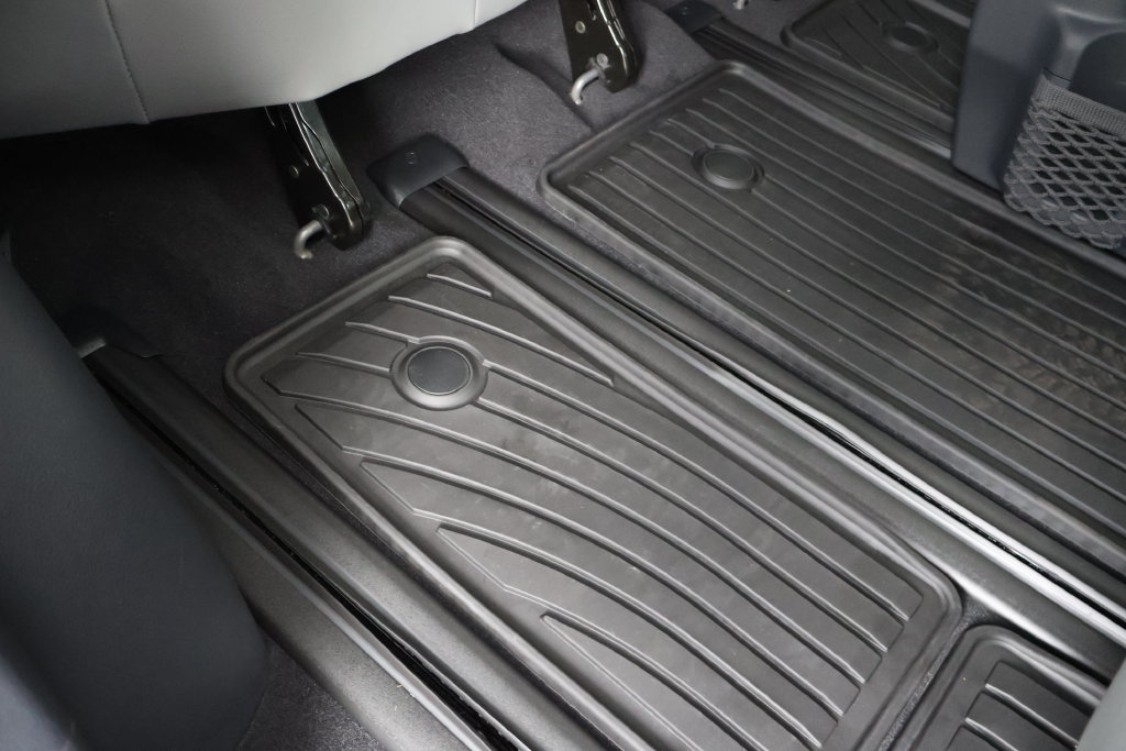 New 2026 Toyota Sienna XLE AWD/4WD image 55