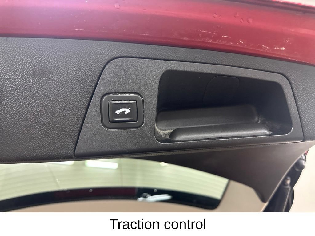 Used 2020 Buick Envision Essence AWD/4WD image 28