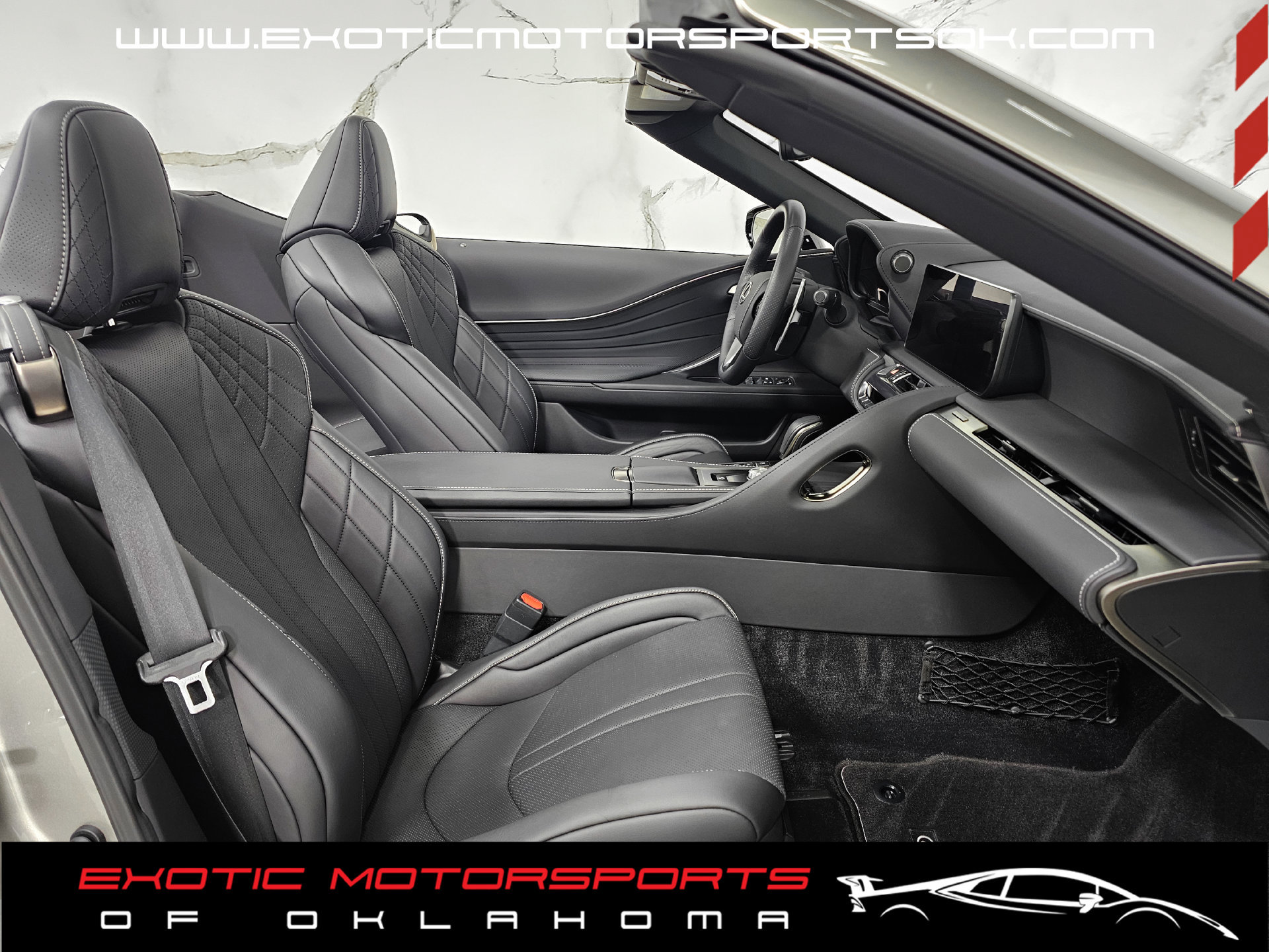 Used 2024 Lexus LC 500 Convertible w/ Touring Package RWD image 4