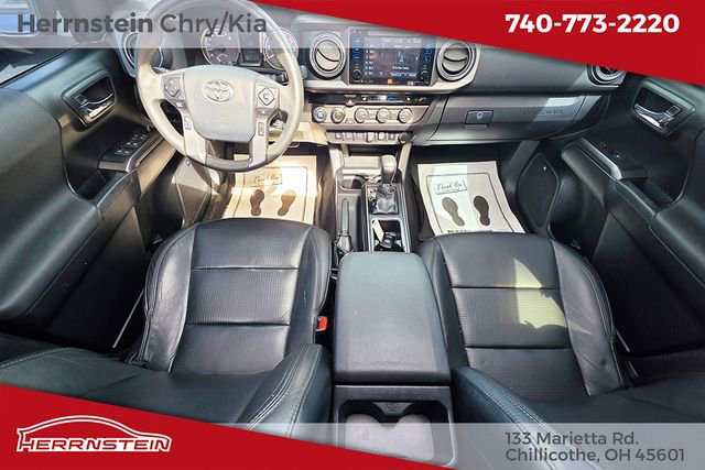 Used 2019 Toyota Tacoma TRD Sport image 12