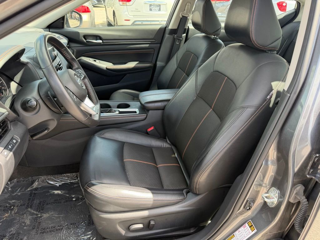 Used 2022 Nissan Altima 2.5 SR image 11