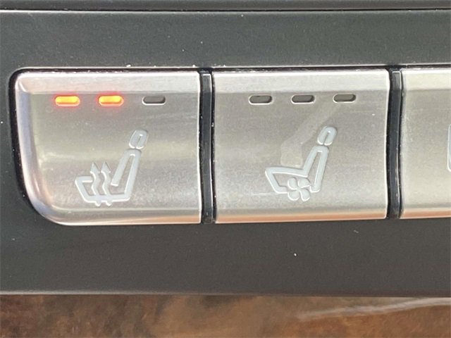 Used 2014 Mercedes-Benz E 350 4MATIC Sedan image 27