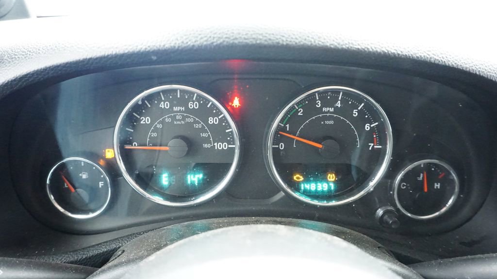 Used 2012 Jeep Wrangler Unlimited Sport image 35