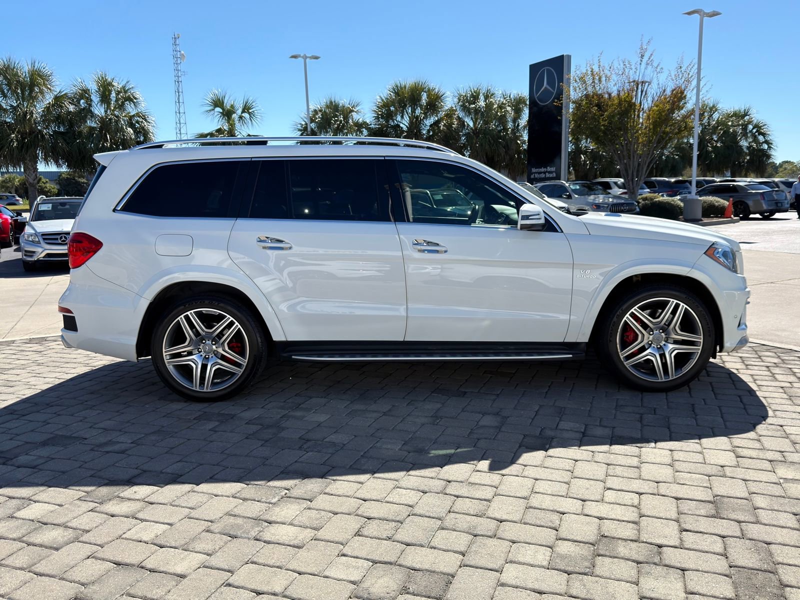 Used 2014 Mercedes-Benz GL 63 AMG 4MATIC image 8