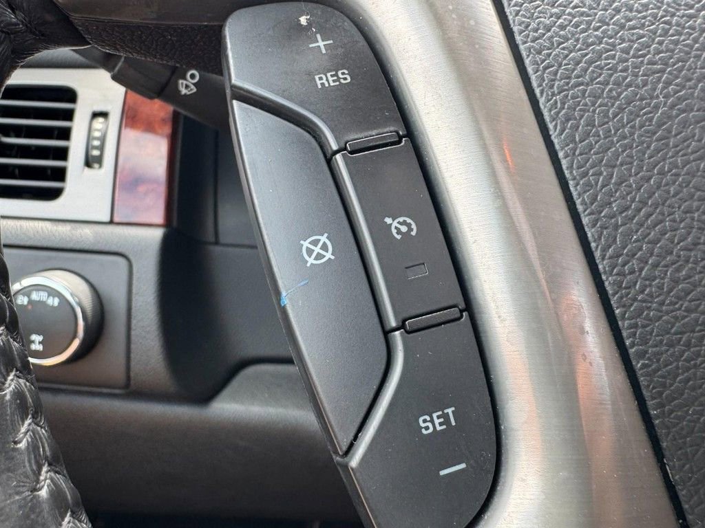 Used 2014 Chevrolet Tahoe LT w/ Luxury Package image 19