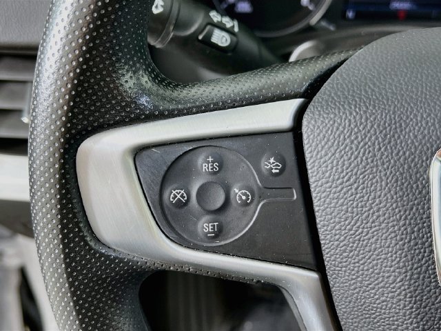 Used 2023 GMC Terrain SLE FWD image 13
