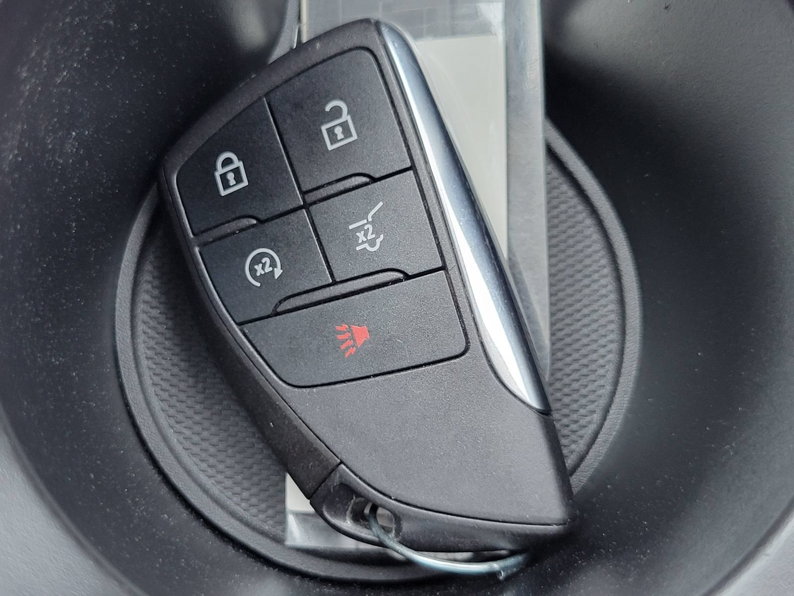 Used 2023 Buick Envision Essence AWD/4WD image 24