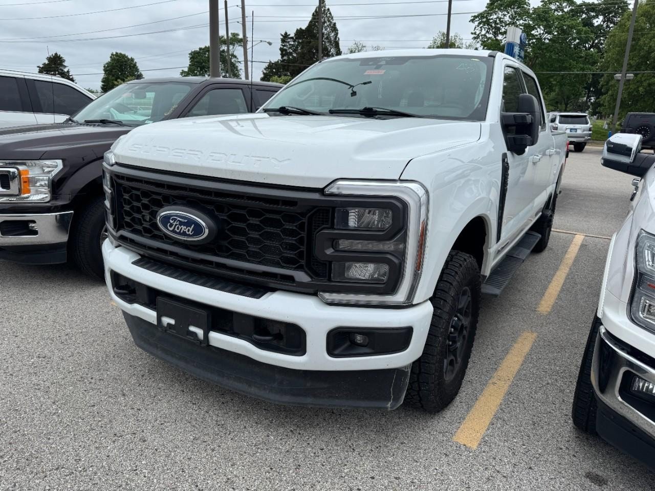 Used 2024 Ford F250 XLT w/ XLT Premium Package AWD/4WD image 3