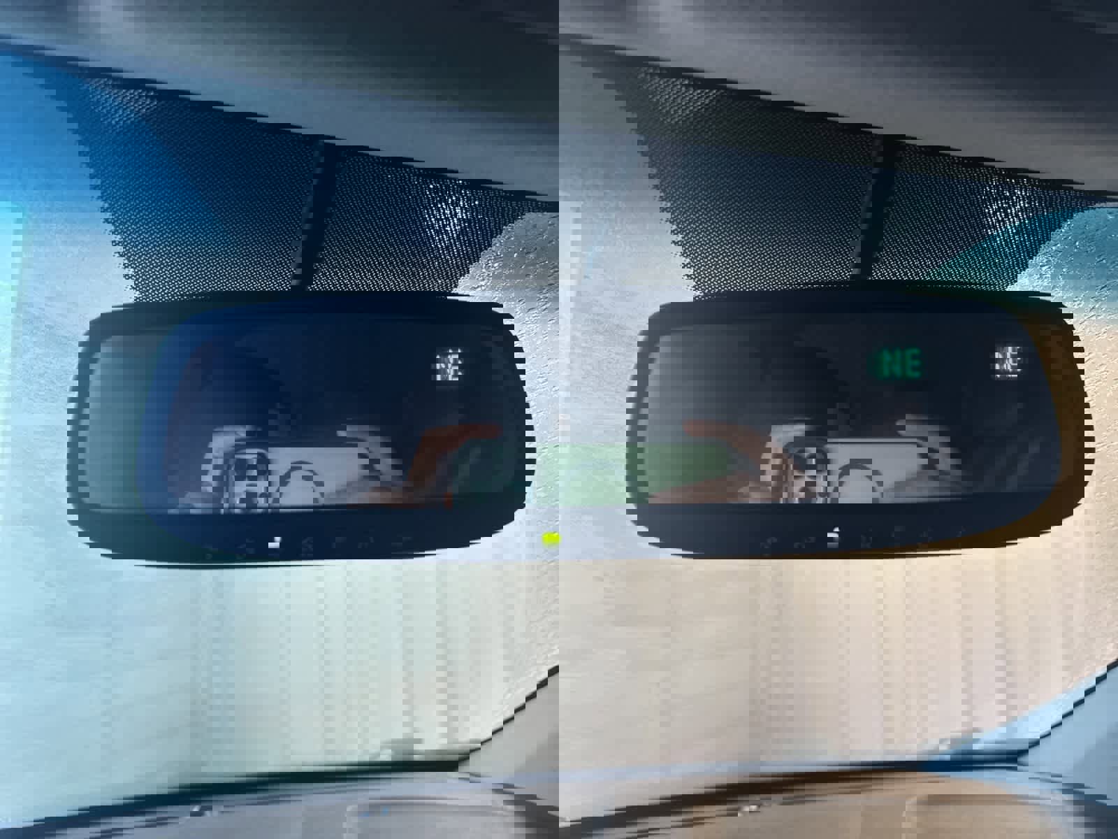 Used 2013 Hyundai Elantra GLS w/ Preferred Pkg image 24