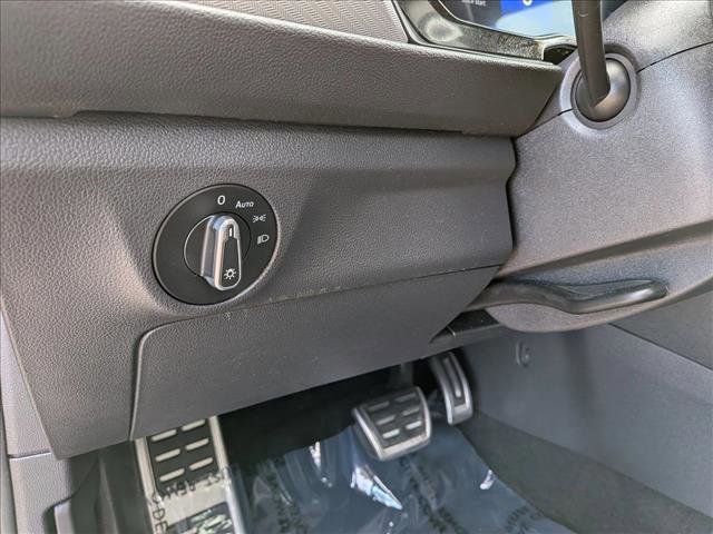 Used 2023 Volkswagen Jetta Sport image 19