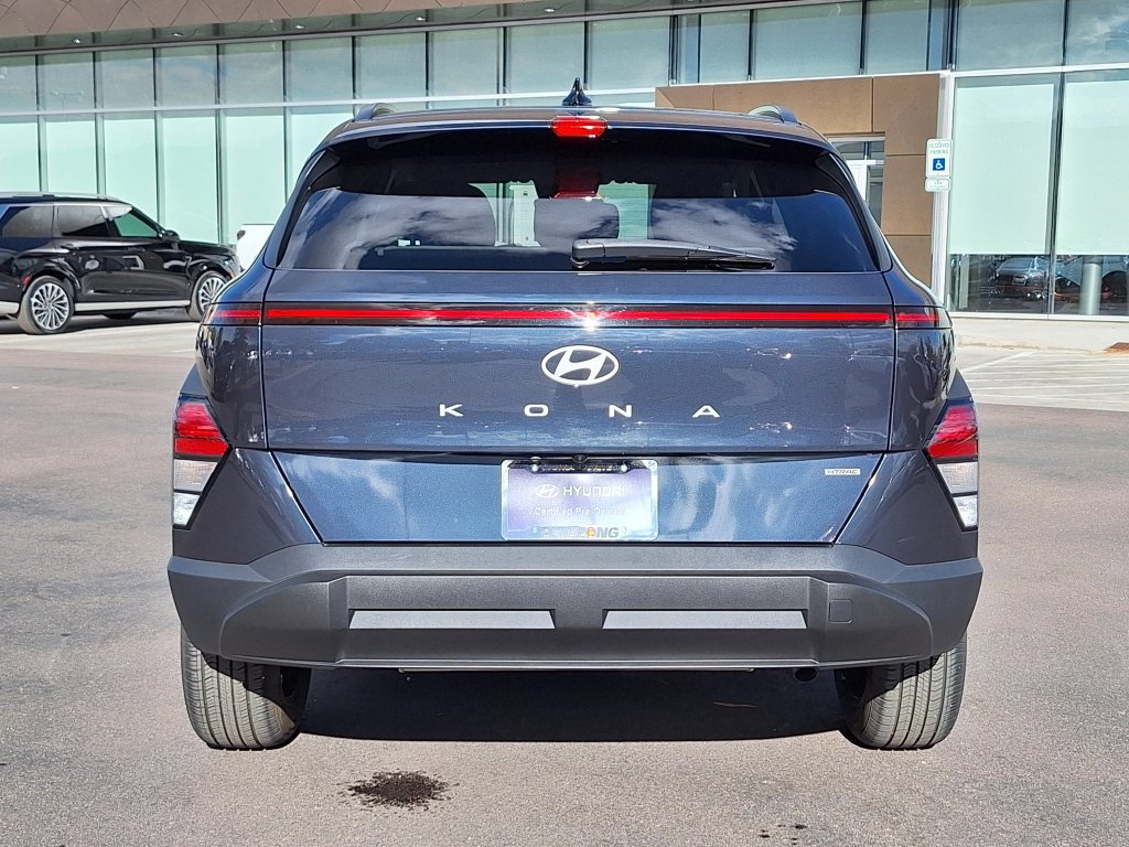 Certified 2024 Hyundai Kona SEL AWD/4WD image 4