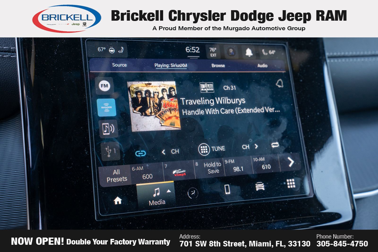 New 2025 Jeep Grand Cherokee Laredo w/ Luxury Tech Group I image 34