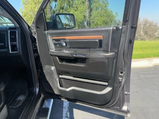 Used 2014 RAM 1500 Laramie w/ Convenience Group image 9