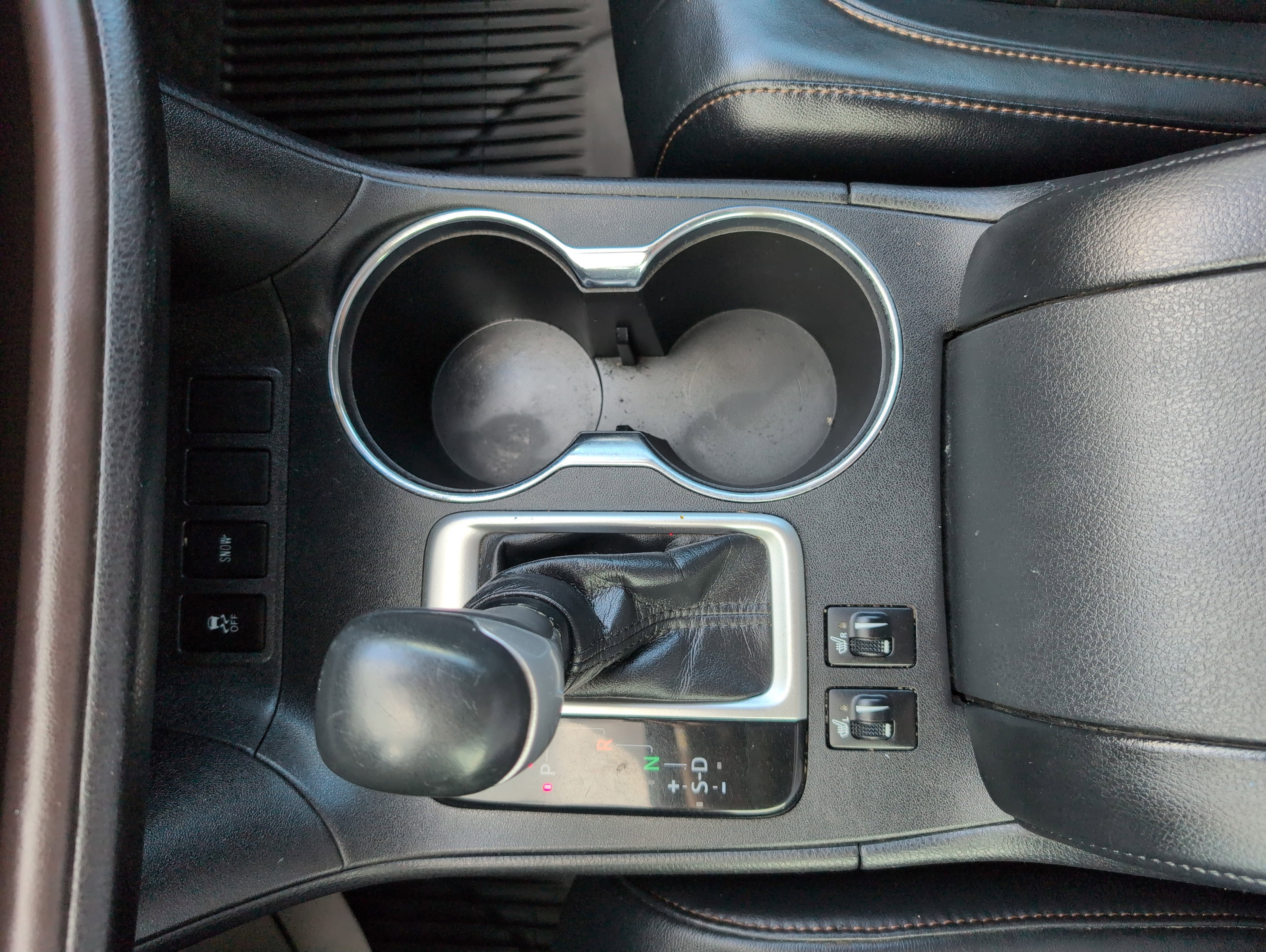 Used 2018 Toyota Highlander XLE image 23